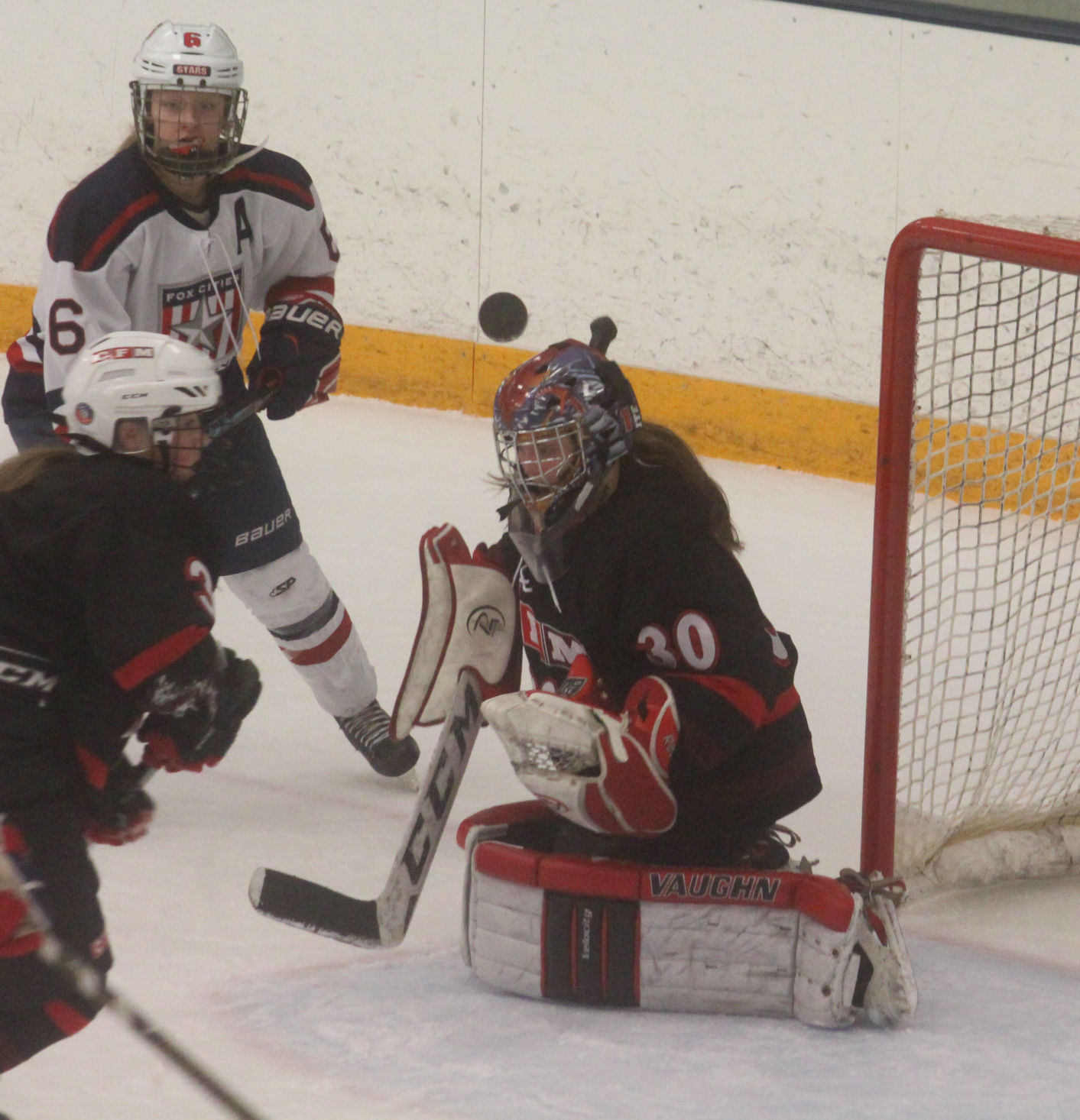Chi-Hi/Menomonie girls hockey vs Fox Cities at Eau Claire tournament 12-27-17
